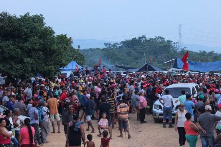 Incêndio em acampamento do MST deixa ao menos nove mortos no Pará